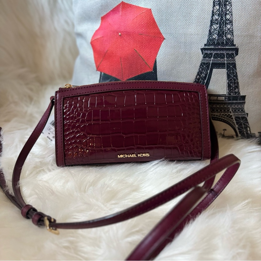 Michael Kors Deep Red Croc-Embossed Bag - Picture 3 of 8